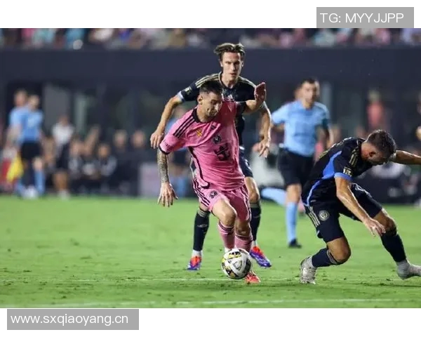 苏亚雷斯精彩表现梅开二度助力迈阿密实现惊天逆转战平对手