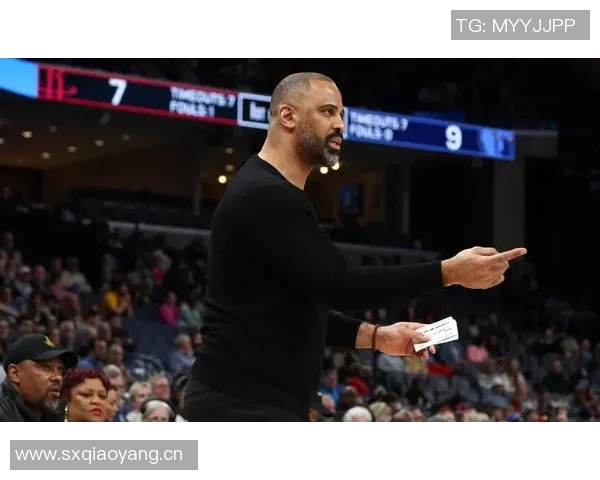 乌度卡称赞戴维森在场上决策能力期待他在球队的表现