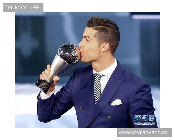 贝纳德斯基揭示C罗谦逊本色超越盛名背后的真实故事