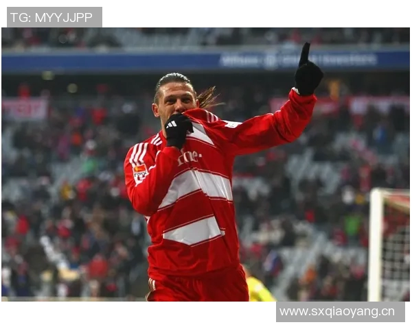 曼联不愿放走梅努以确保球队阵容深度和机会保障 曼联不愿放走梅努以确保球队阵容深度和机会保障