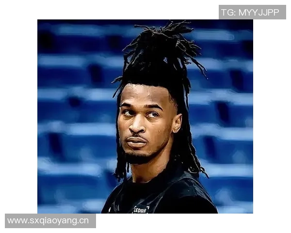 马刺新赛季球衣正式发布卡斯尔亲自试穿展现独特魅力与设计风格 马刺新赛季球衣正式发布卡斯尔亲自试穿展现独特魅力与设计风格