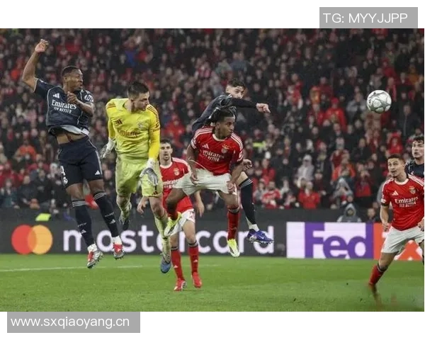 穆里尼奥在本菲卡葡萄牙杯赛中大胆变阵三中卫迎战对手 穆里尼奥在本菲卡葡萄牙杯赛中大胆变阵三中卫迎战对手